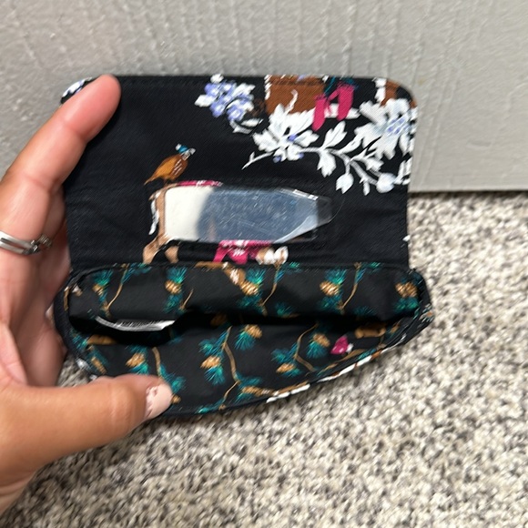 Vera Bradley Cosmetic Bags- Perrotti's Country Barn - Picture 10 of 10